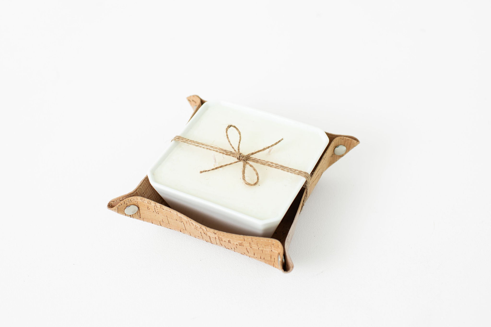 Cork Tray With L'oil by Lexi Organic Candle Vanilla Spice