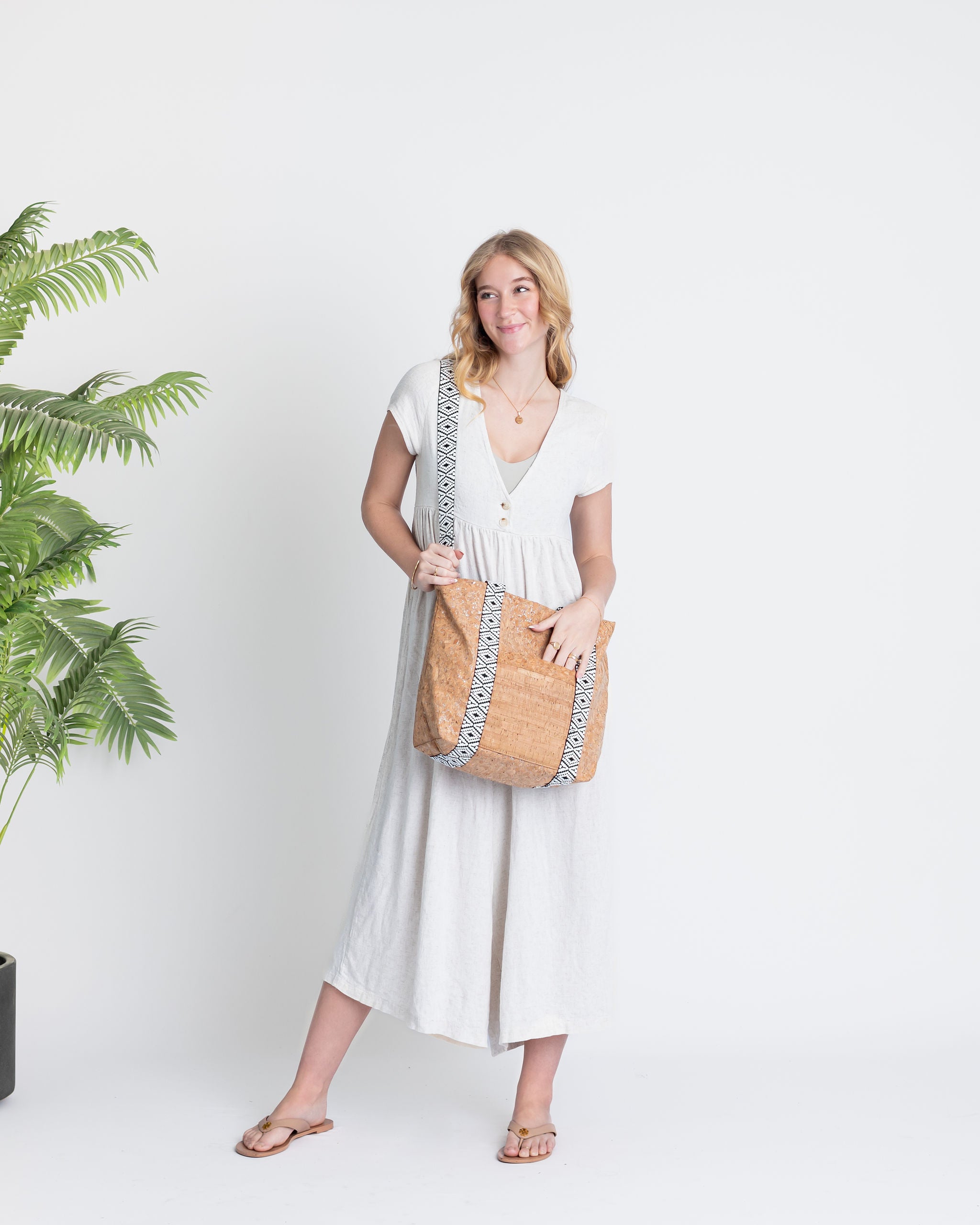 Vilano Cork Convertible Tote Bag -Silvered