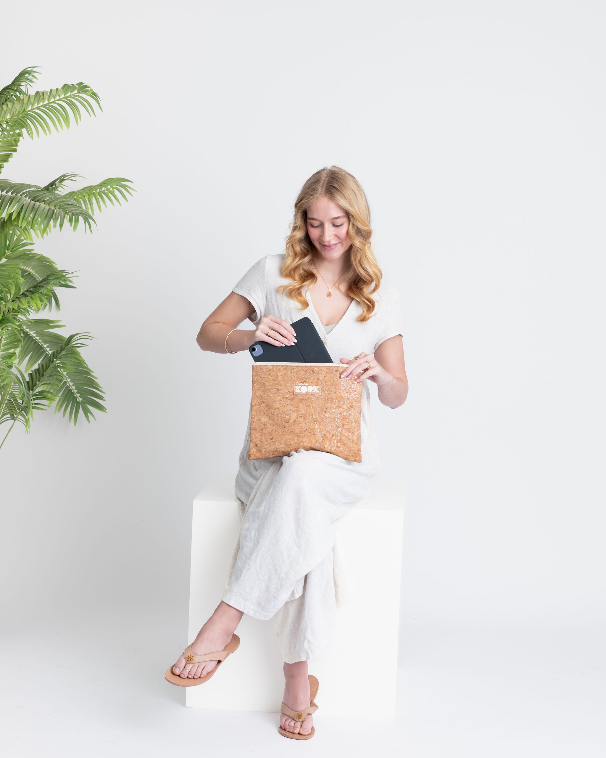 Neptune Pouch/Sleeve - Silvered