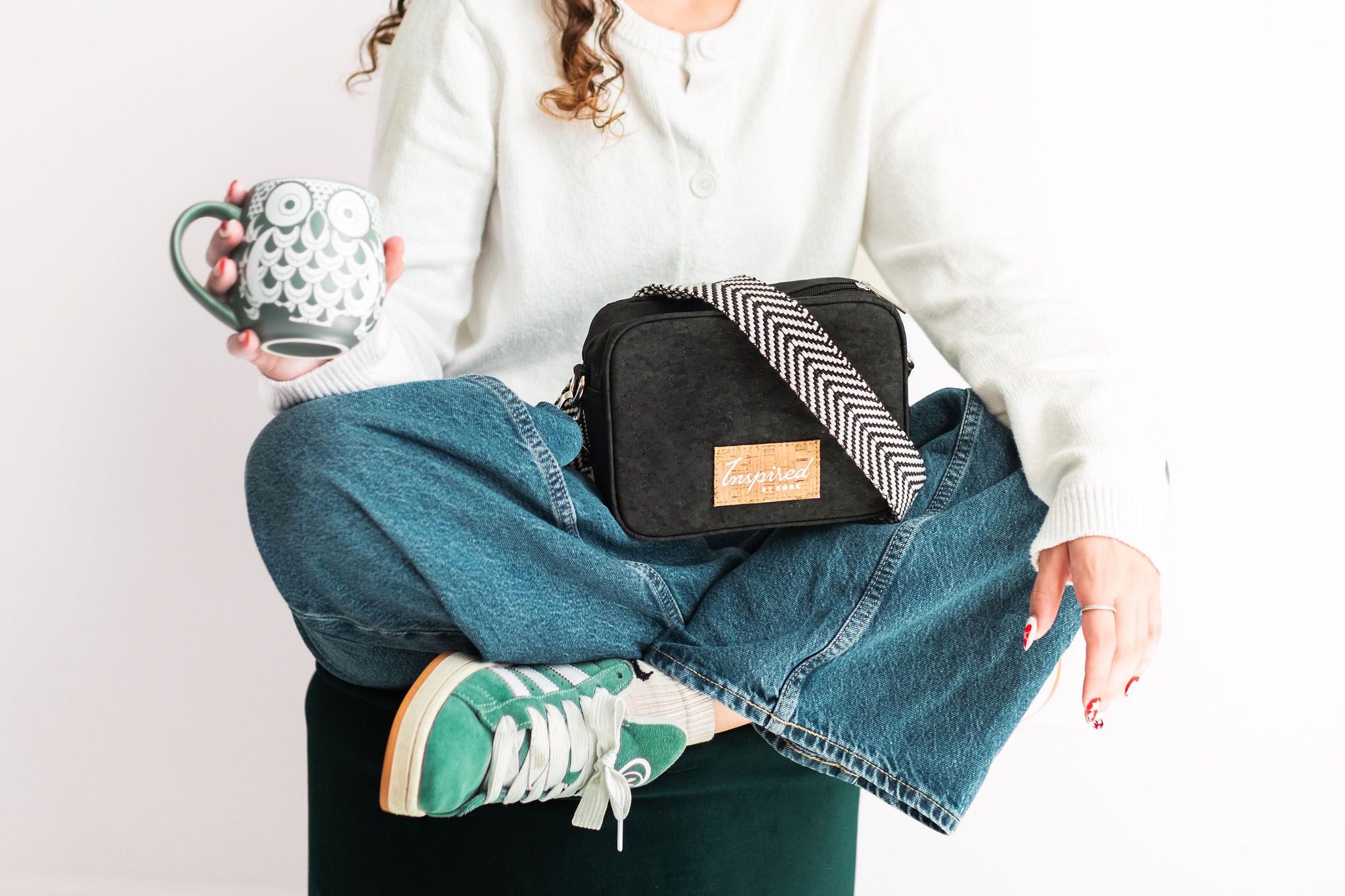 Anastasia Cork Small Crossbody - Black