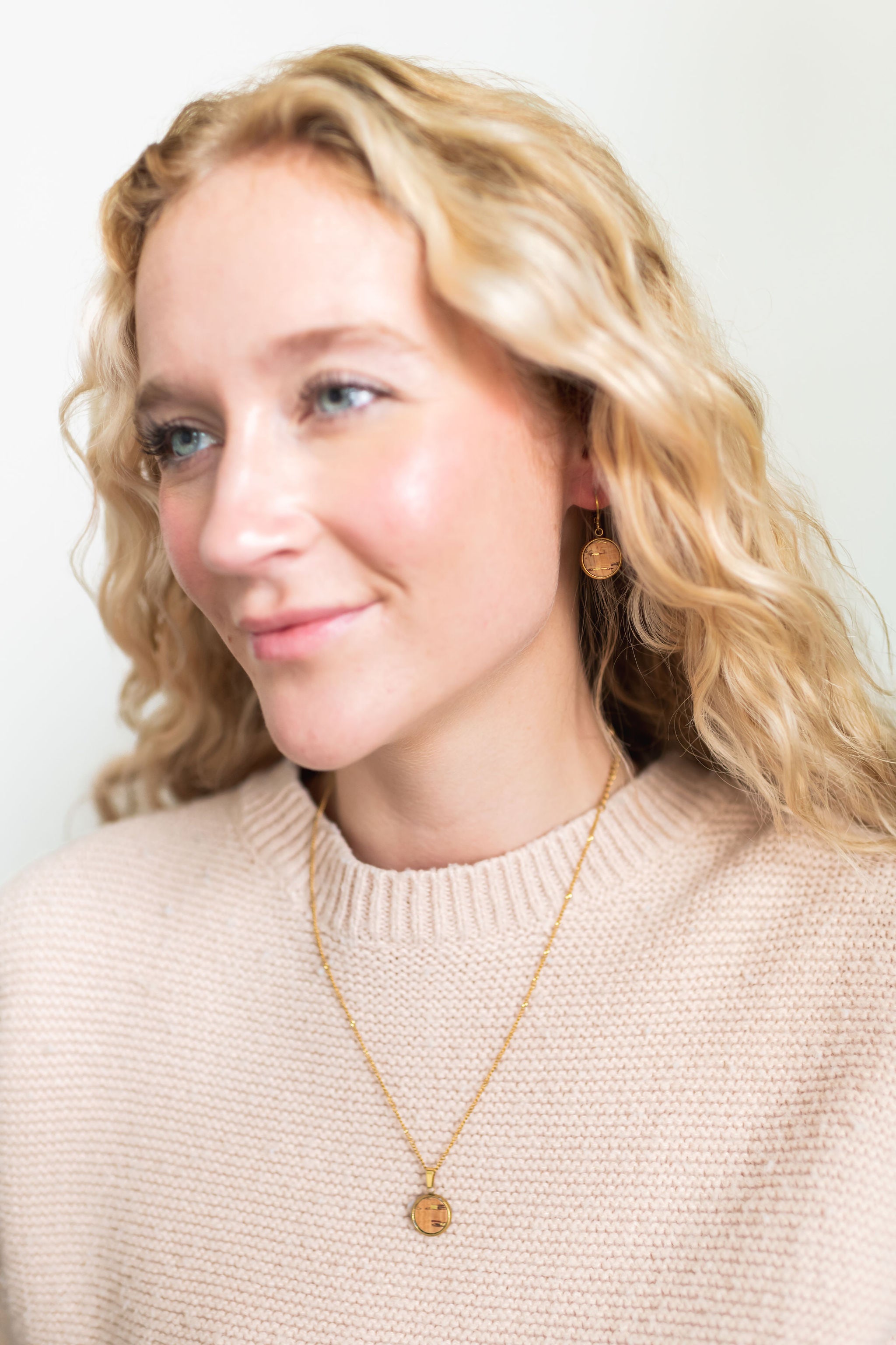 Cork Earrings-Round Dangle w/Natural Cork and Gold Accents