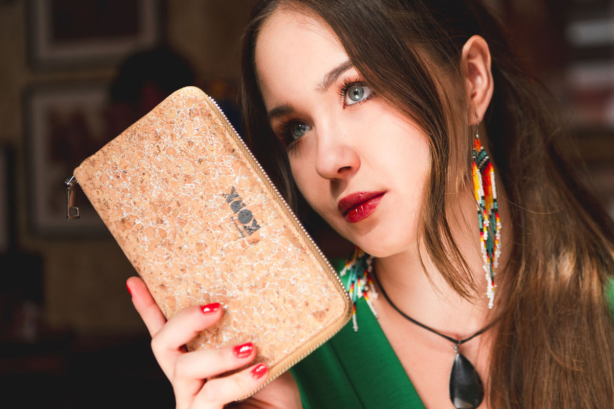 Large Zipper Wallet - Silvered Cork