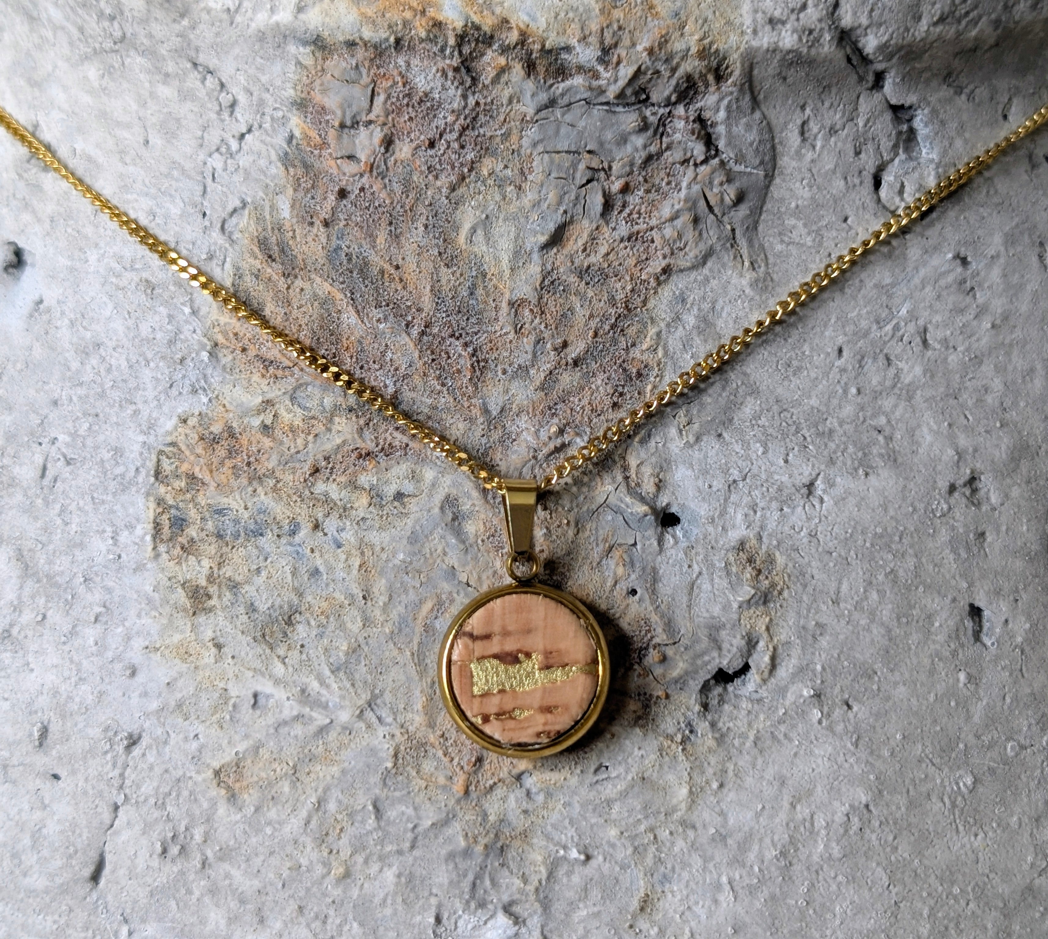 Round Gold Adjustable Cork Necklace