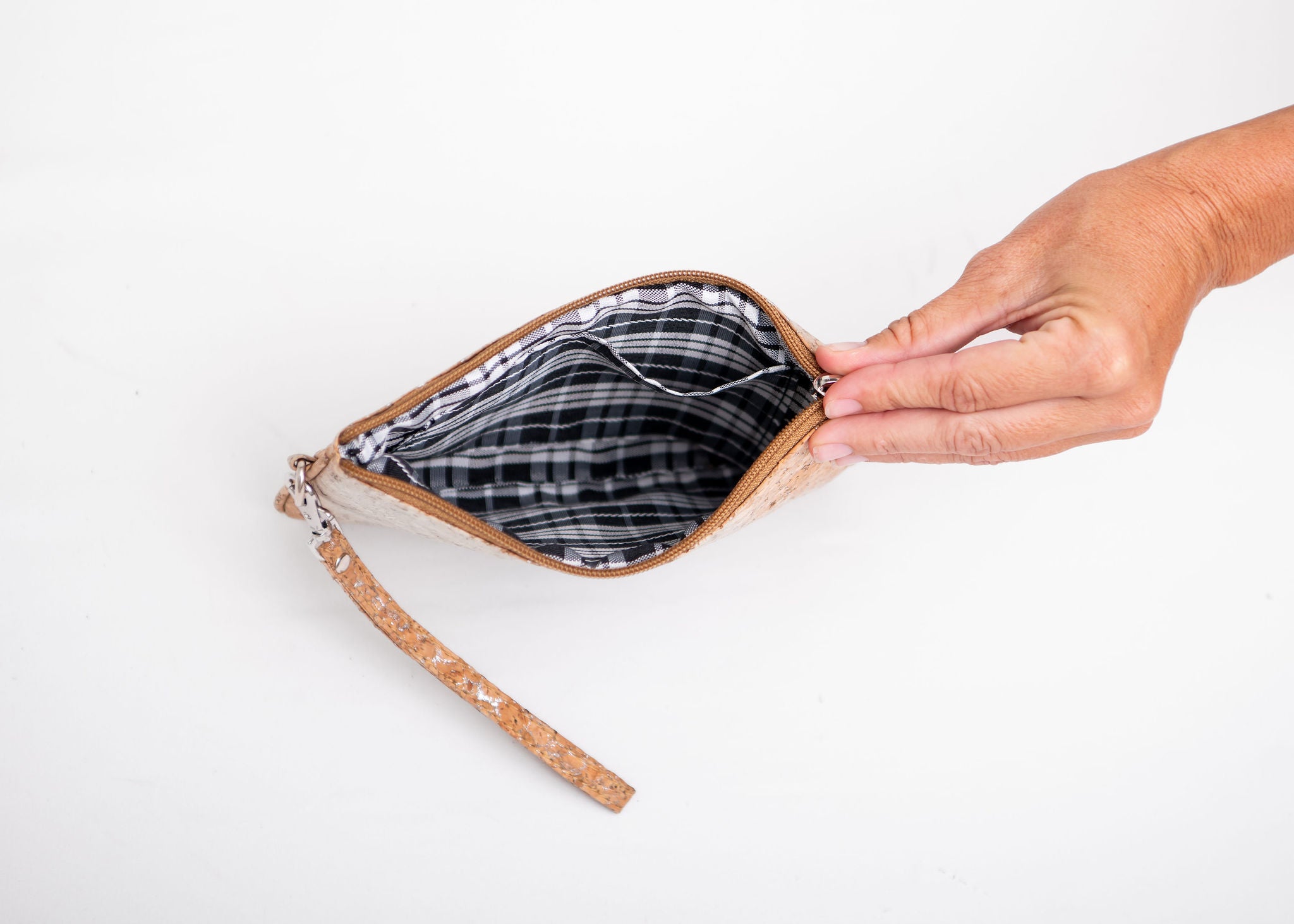 Amelia Cork Wristlet - Silvered