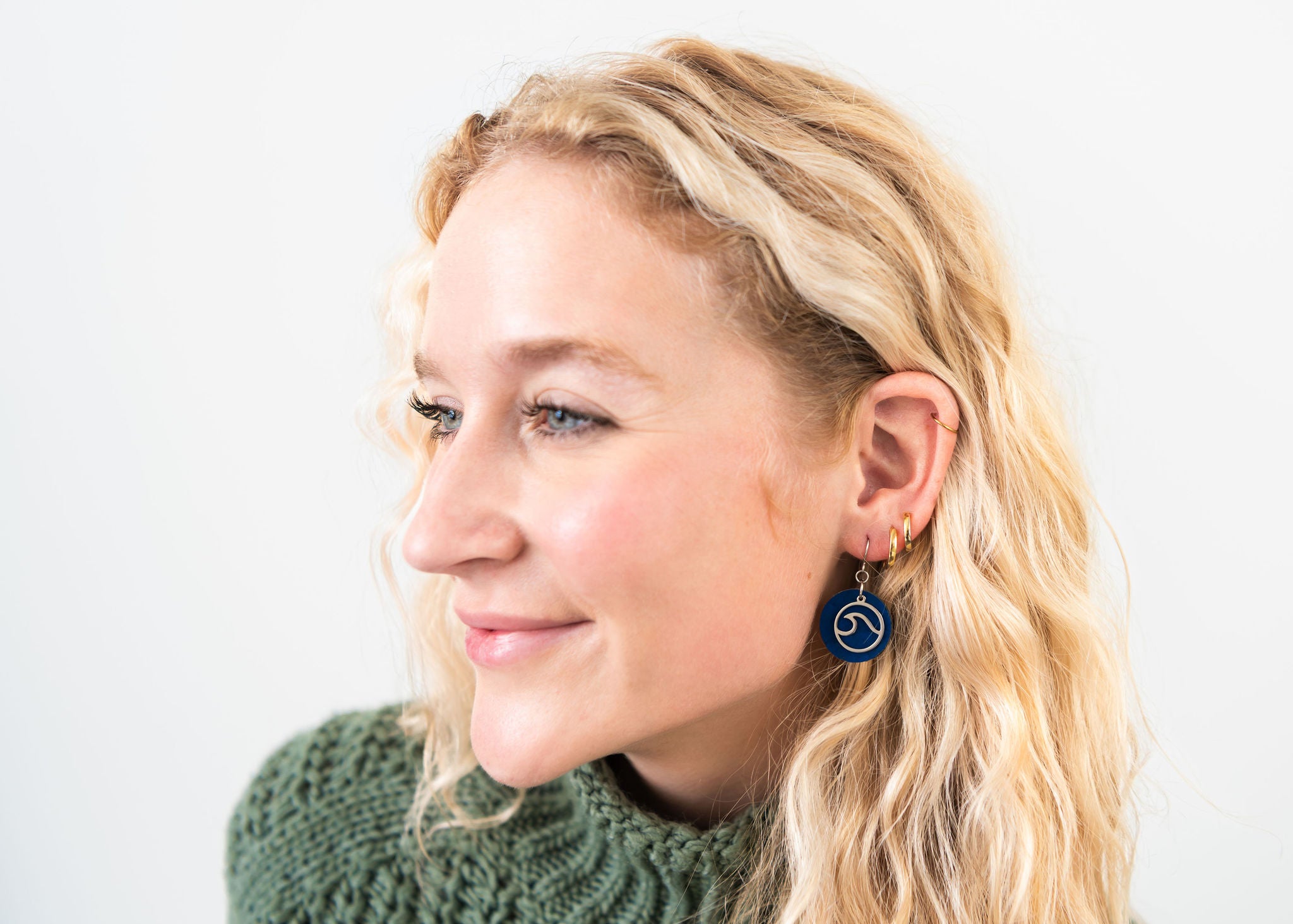 Cork Earrings - Small Round Blue W/ Wave Charm