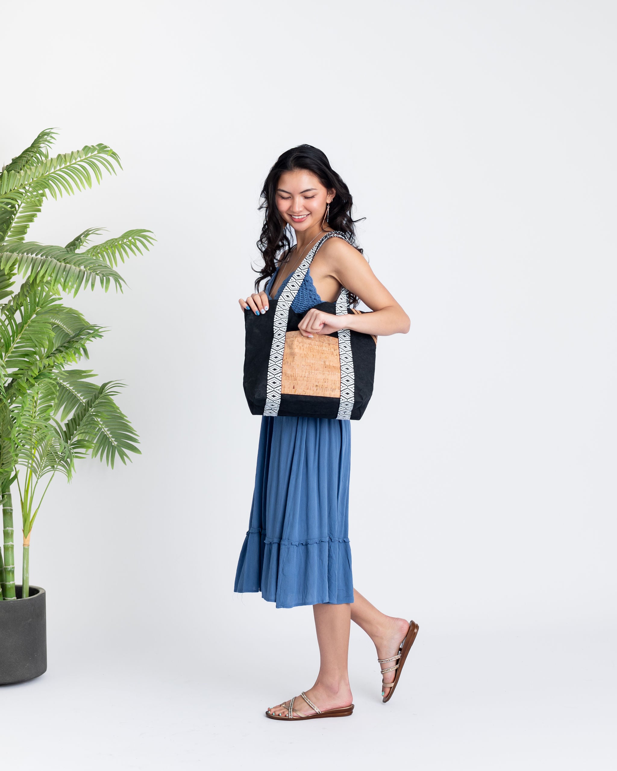 Vilano Cork Convertible Tote Bag - Black