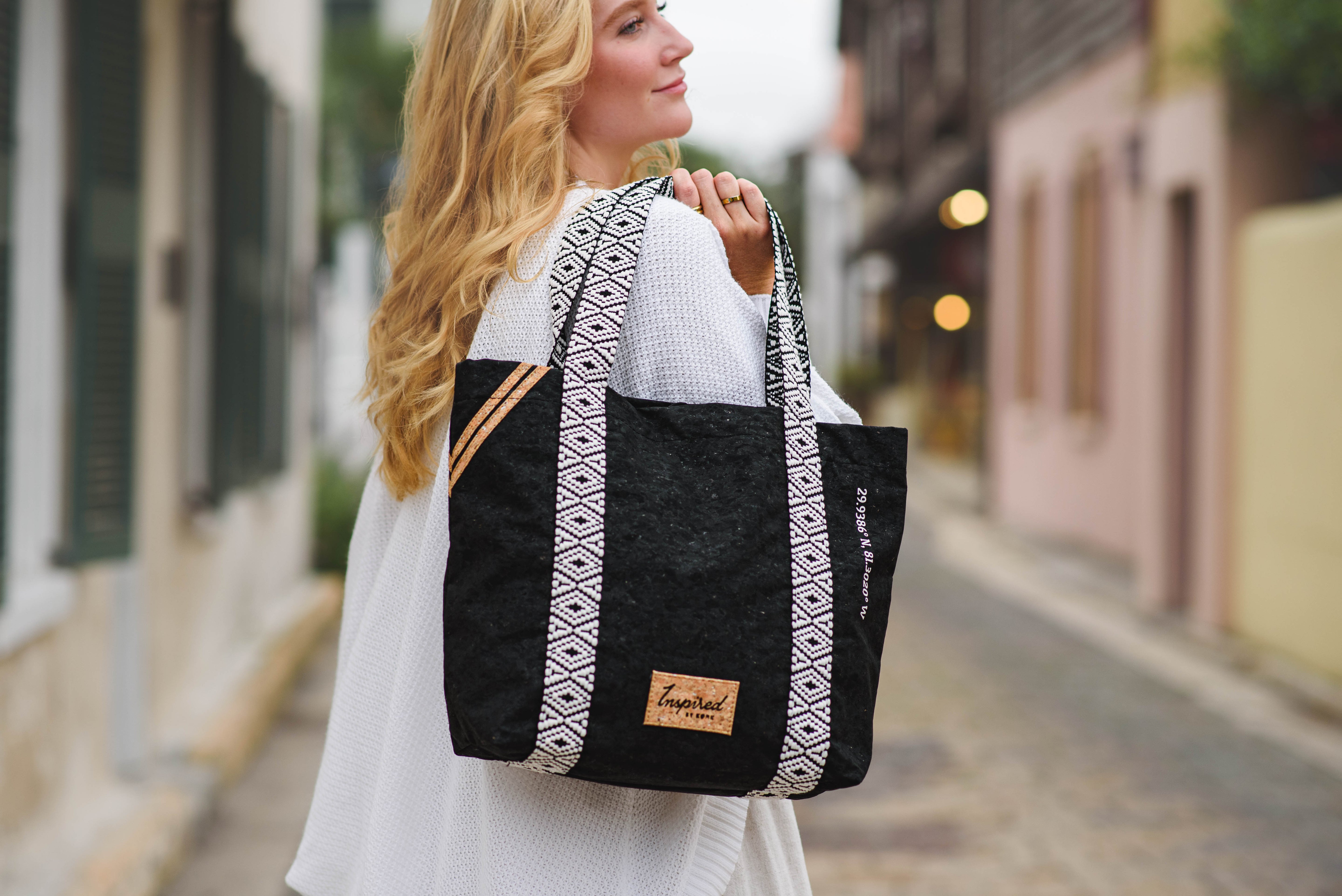Vilano Cork Convertible Tote Bag - Black