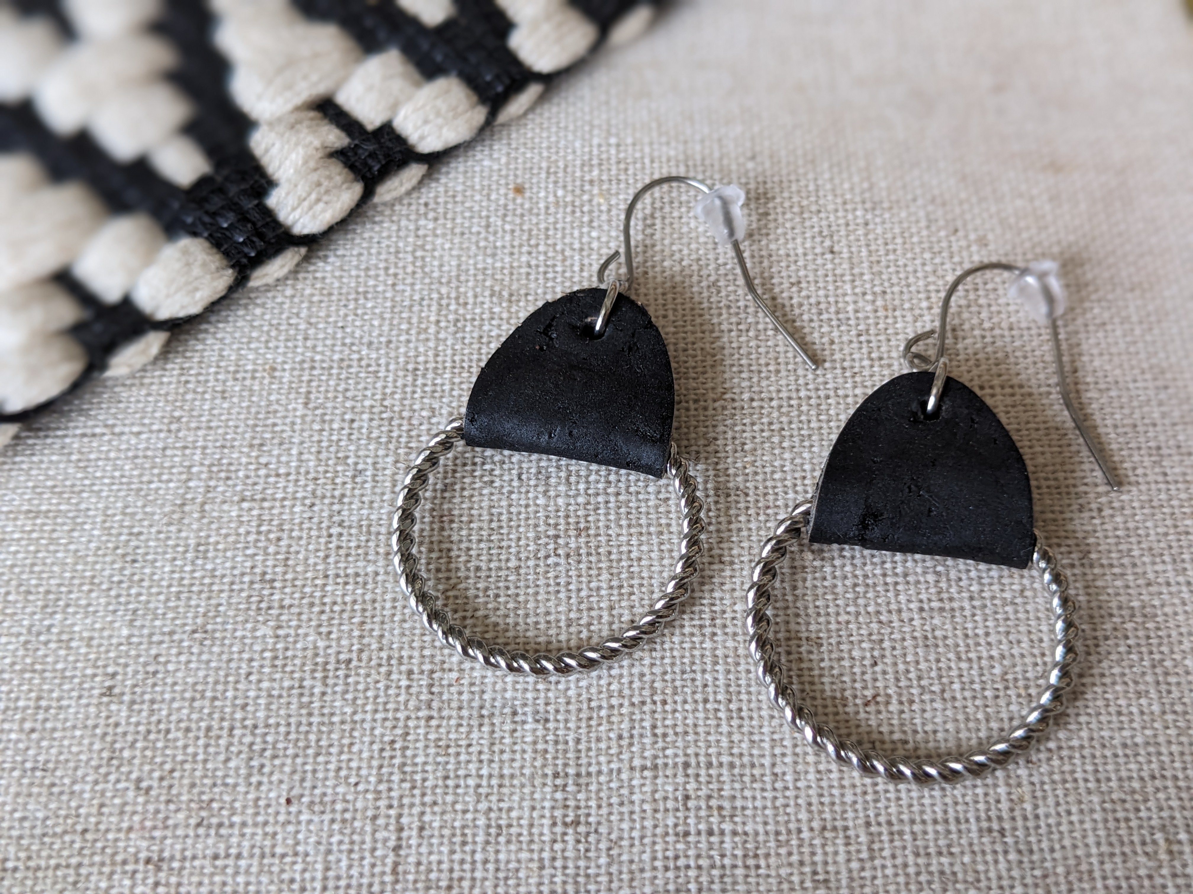 Cork Earrings-Twisted Hoop w/Black cork