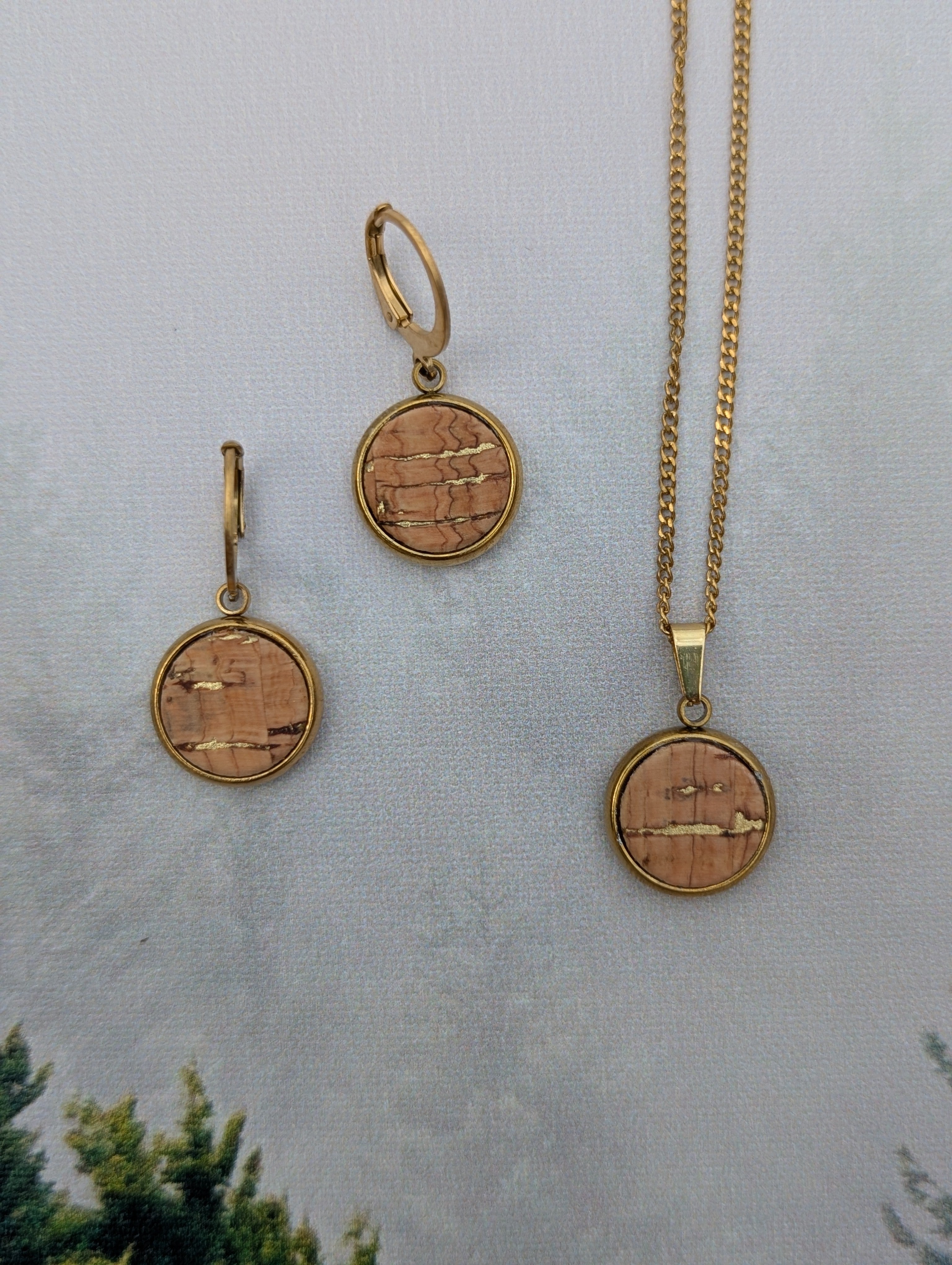 Cork Earrings-Round Dangle w/Natural Cork and Gold Accents